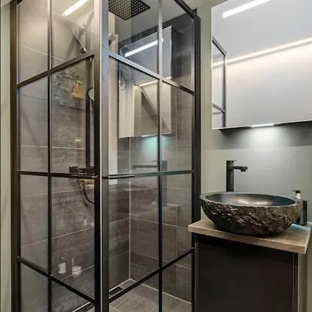 شقة Elegant Townhouse *